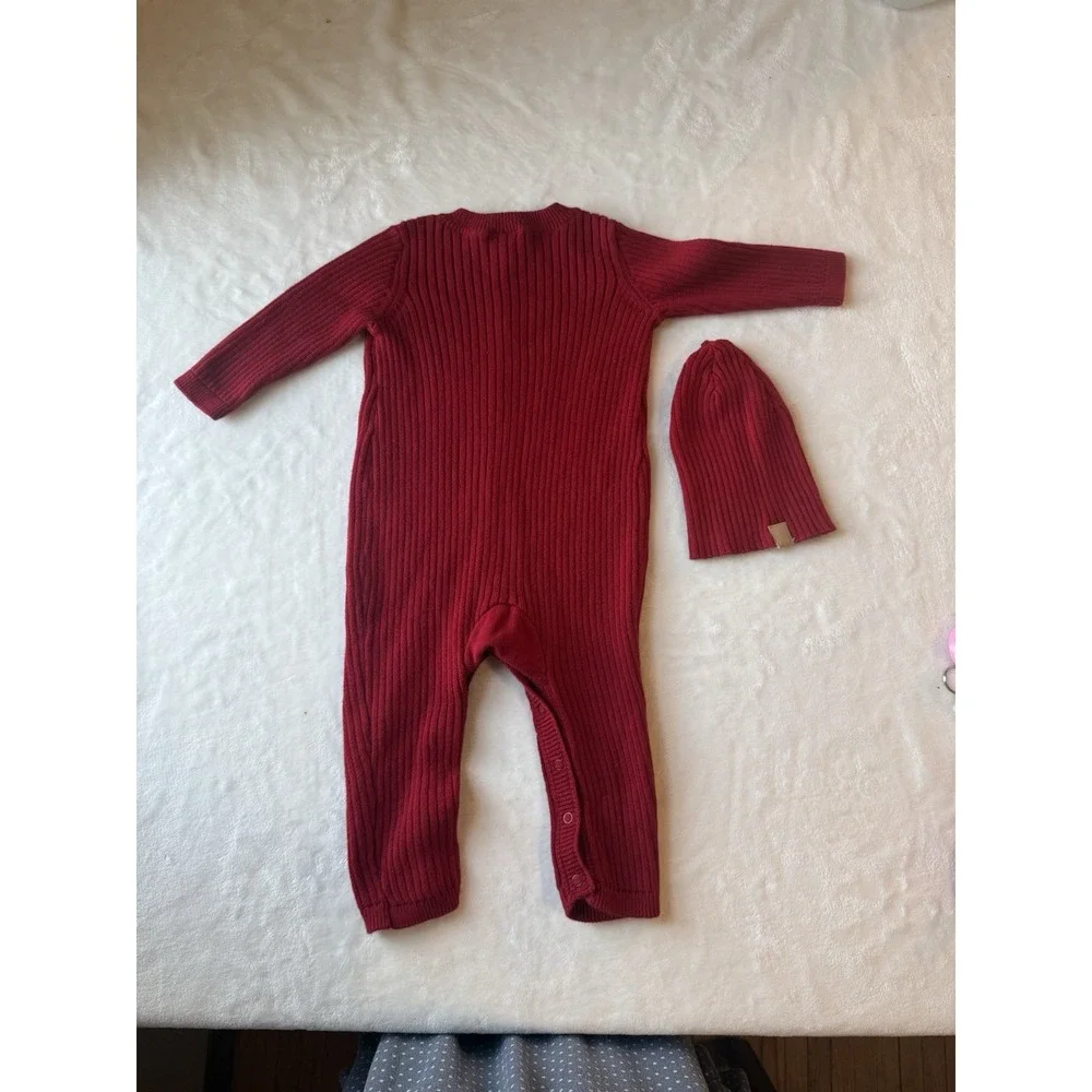 Carter's Baby Red Knit‎ Coverall & Hat Set 12 Months Button Closure Long Sleeve
